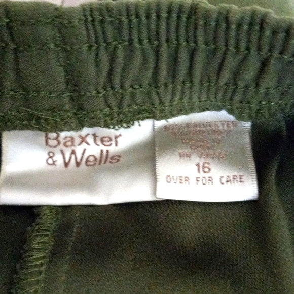 Olive Green Faux Suede Pants Baxter & Wells  Size 16 - Picture 4 of 4